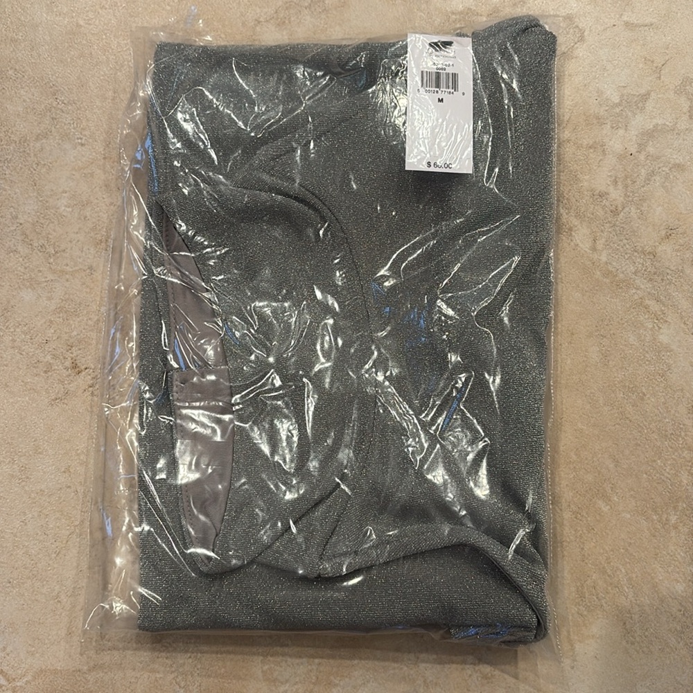 NWT Banana Republic Mock Neck Silver Sparkle Top Women’s Size M - Picture 3 of 10